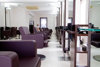 Plätze für Haarstyling und Haarschnitt – Friseursalon Charisma Zwickau
